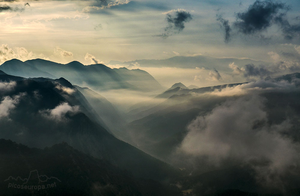 Foto: Pedraforca, PrePirineos, Barcelona, Catalunya