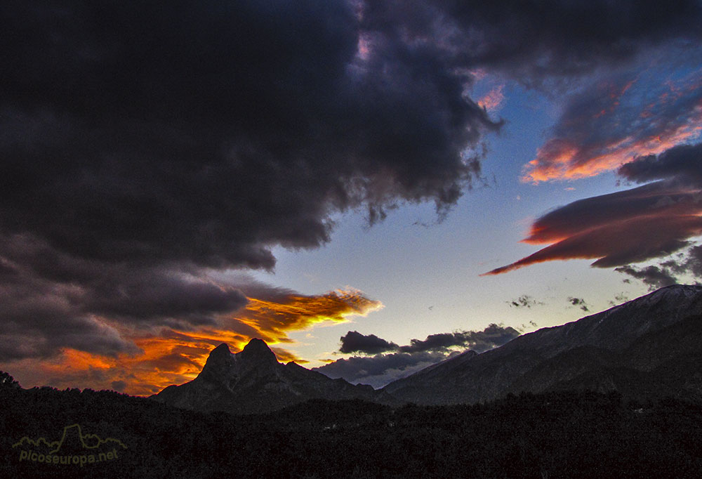 Foto: Pedraforca, PrePirineos, Barcelona, Catalunya