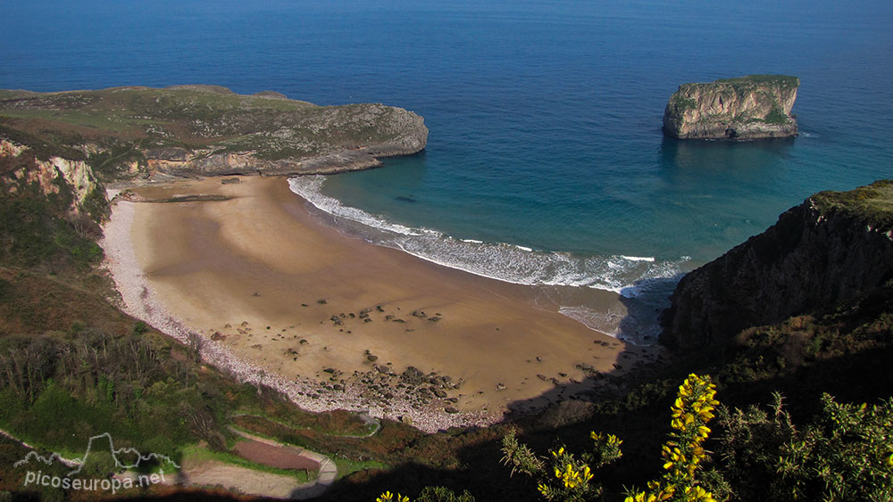 Foto: Playa Ballota, Asturias