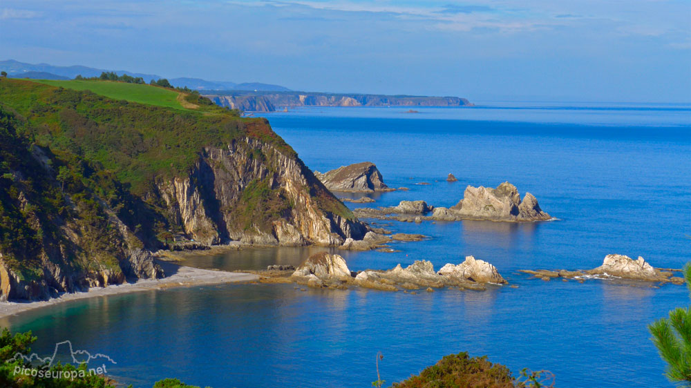 Playa del Silencio, pueblo de Castañeras en el concejo de Cudillero, Asturias, Paraiso Natural