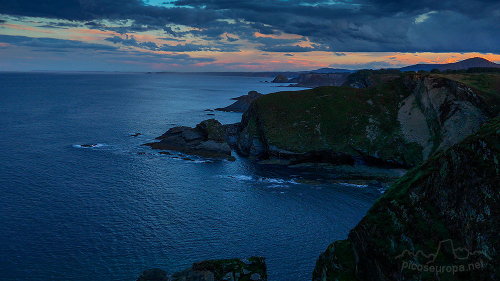 Foto: Playa de Gradas, Asturias