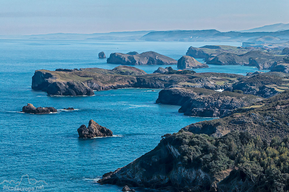 Foto: La costa en la zona de Niembru, Asturias