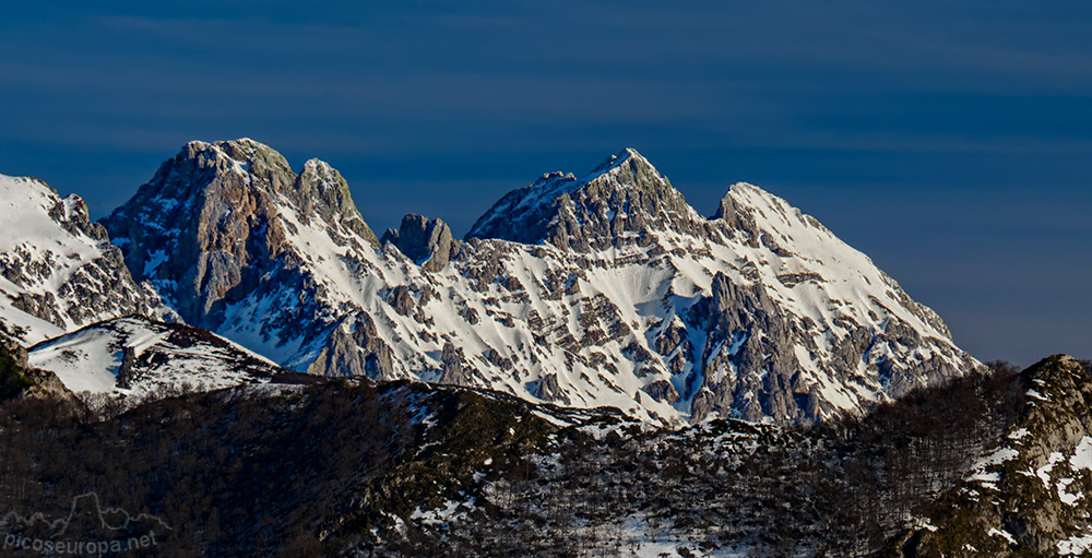 Foto: Picos del Friero, cumbres del Macizo Central de Picos de Europa desde las inmediaciones del Mirador de Las Bedules 