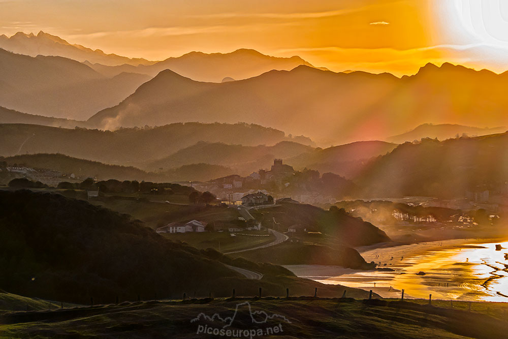 Foto: San Vicente de la Barquera con Picos de Europa a sus espaldas, Cantabria