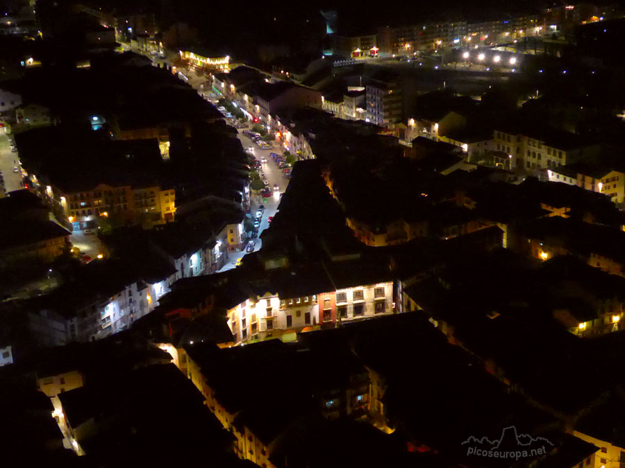 Graus desde el mirador situado por encima de la Basilica, La Ribagorza, Pre Pirineos de Huesca