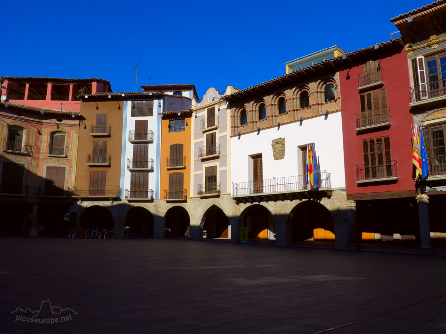Plaza Mayor de Graus, Ribagorza, Pre Pirineos de Huesca, Aragon