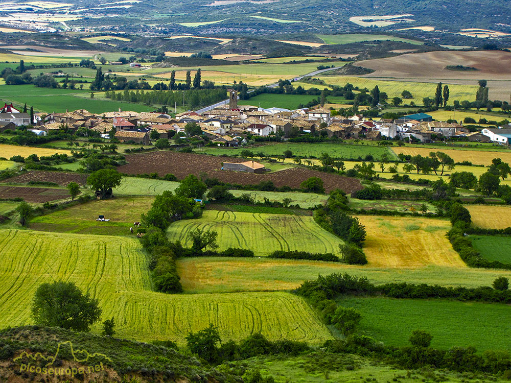 Puerto de Santa Barbara, Bailo, Pre Pirineos de Huesca, Aragón, España