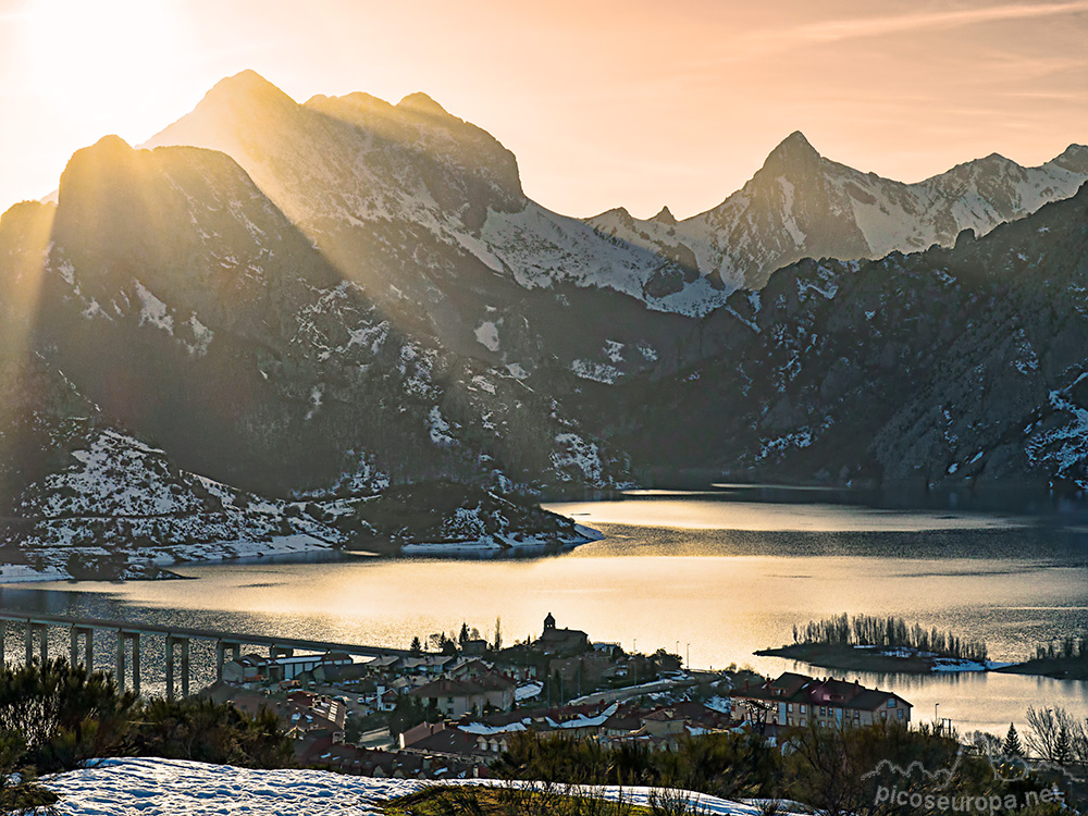 Foto: Pico Gilbo y Embalse de Riaño, Leon,Parque Regional de los Picos de Europa