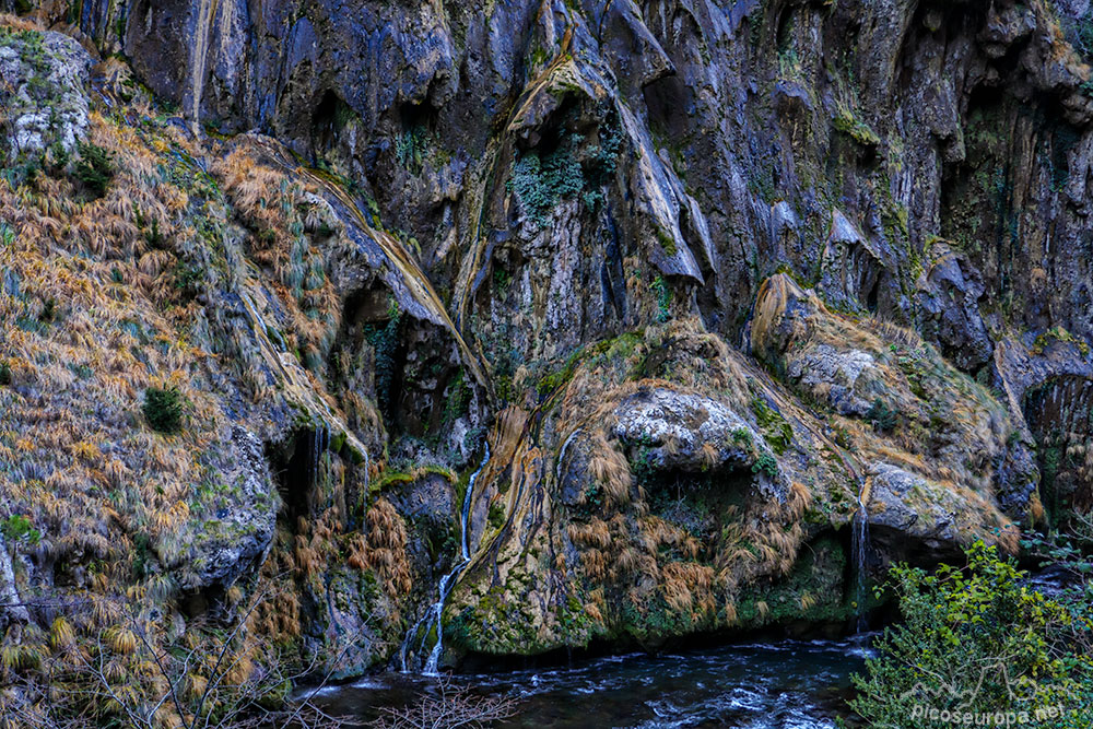 Desfiladero de Collegats, Lleida, Pirineos, Catalunya