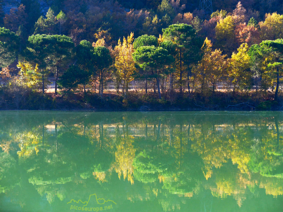 Embalse de Terradets, Pre Pirineos de Lleida, Catalunya, Serra del Montsec