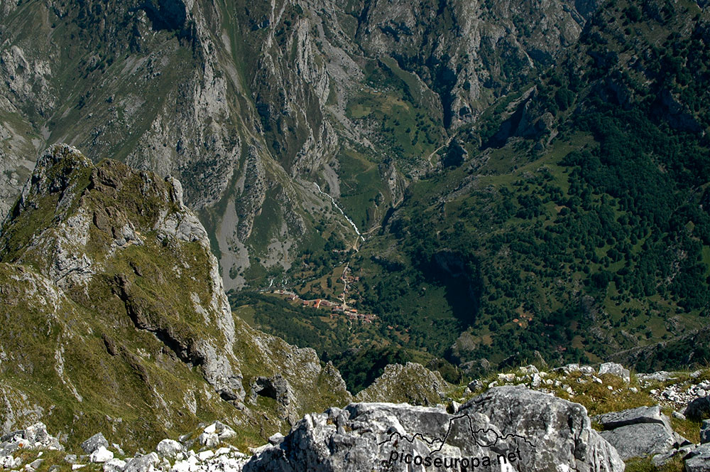 Cain desde el Jultayu, Picos de Europa, León, España
