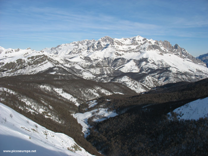 Peña Santa, los Moledizos y Bermeja desde Cerras de Cuénabres, Valdeón, Picos de Europa, León