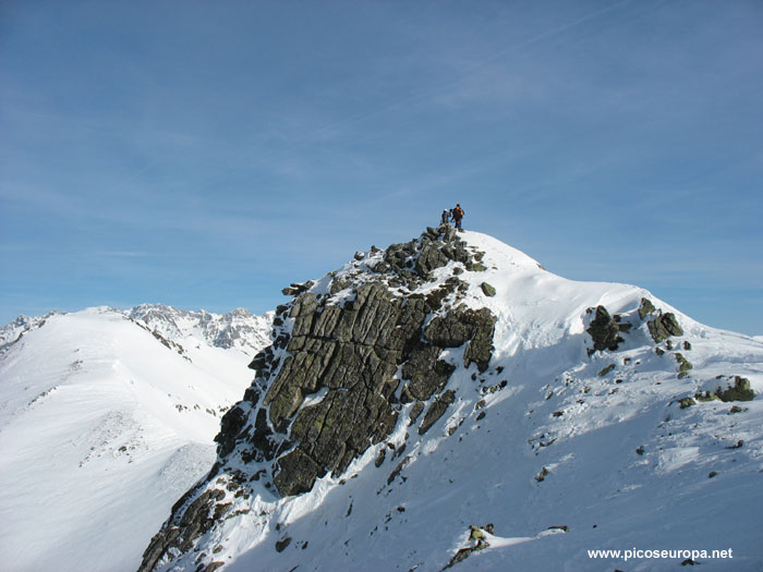 Cumbre del Pico Cebolleda, Valdeón, Picos de Europa, León